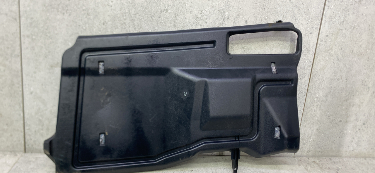 накладка на торпедо (консоль) Toyota Hilux 8 поколение (2015 - 2020), 55607KK060 - фото №1