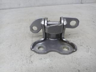 петля двери Toyota C-HR 1 поколение AX10 (2016 - 2019), 6876020122