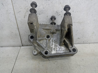 кронштейн двигателя Renault Master 2 поколение [рестайлинг] 2008, 2.5 л., 8200766029