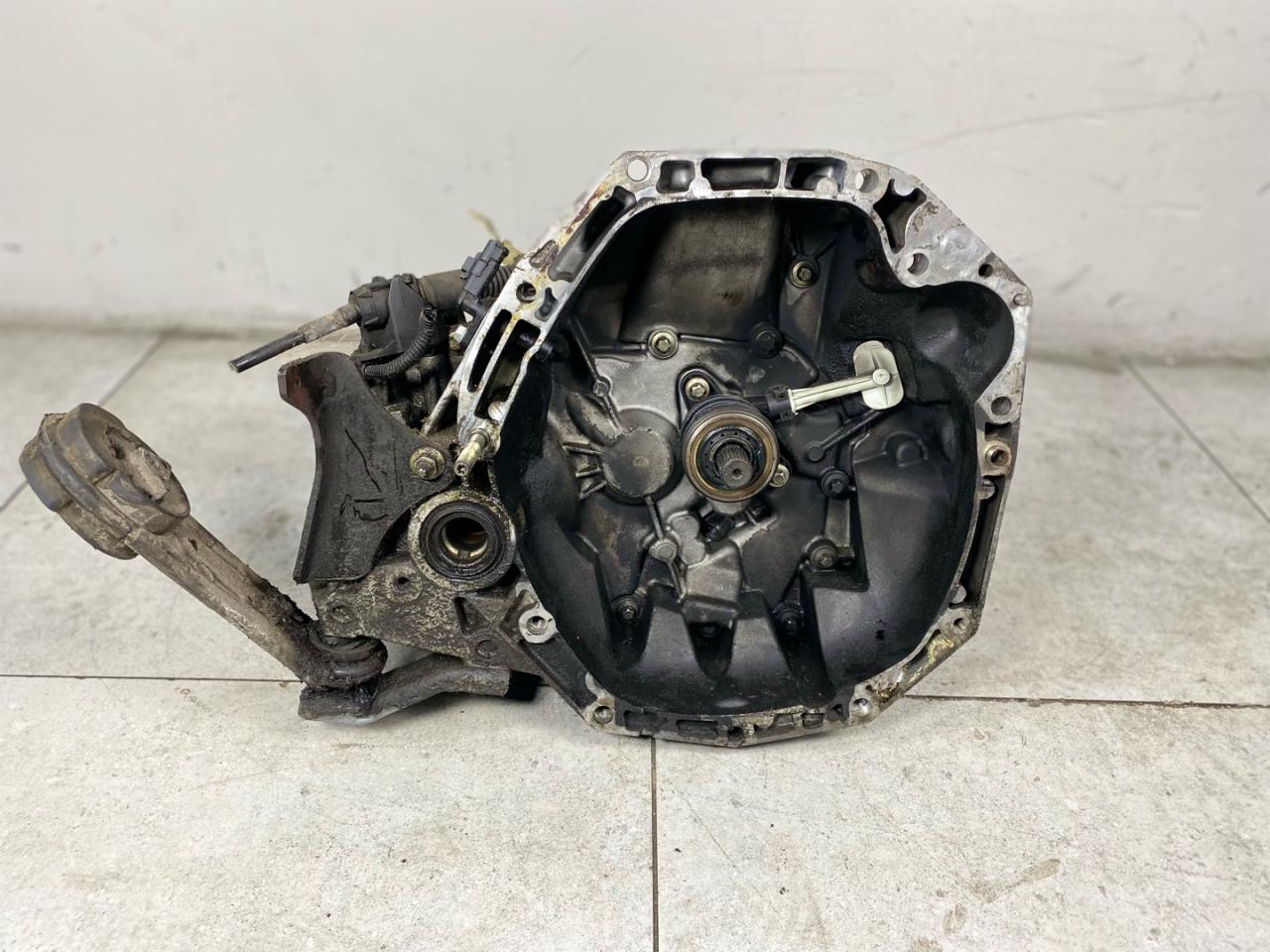 КПП механическая (МКПП) Renault Clio 3 поколение 2009, JH3172 - фото №1