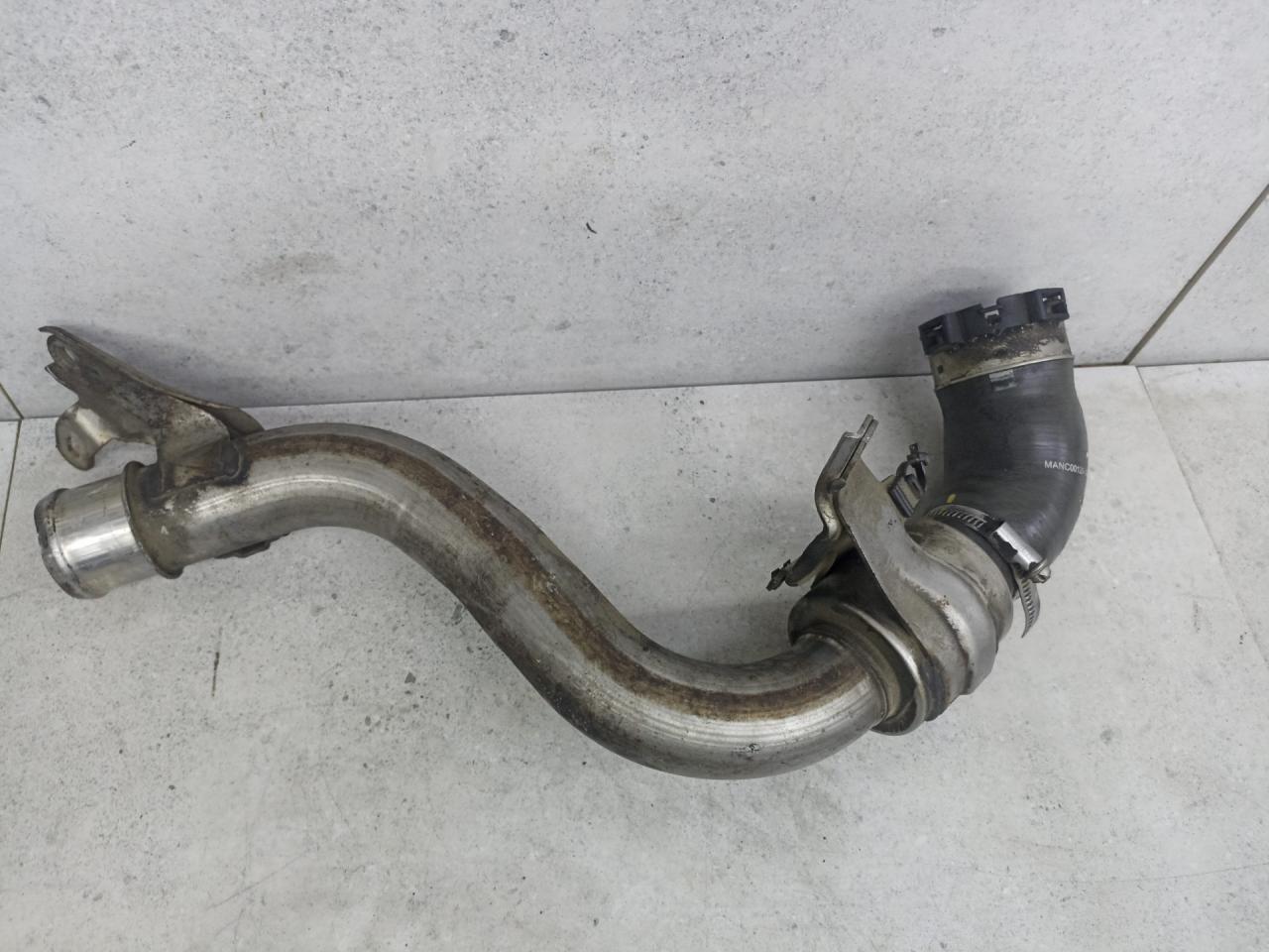 патрубок интеркулера Renault Trafic 3 поколение 2017, 144603145R - фото №1