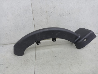 накладка на петлю багажника BMW 7 серия G11/G12 2018, 7371812