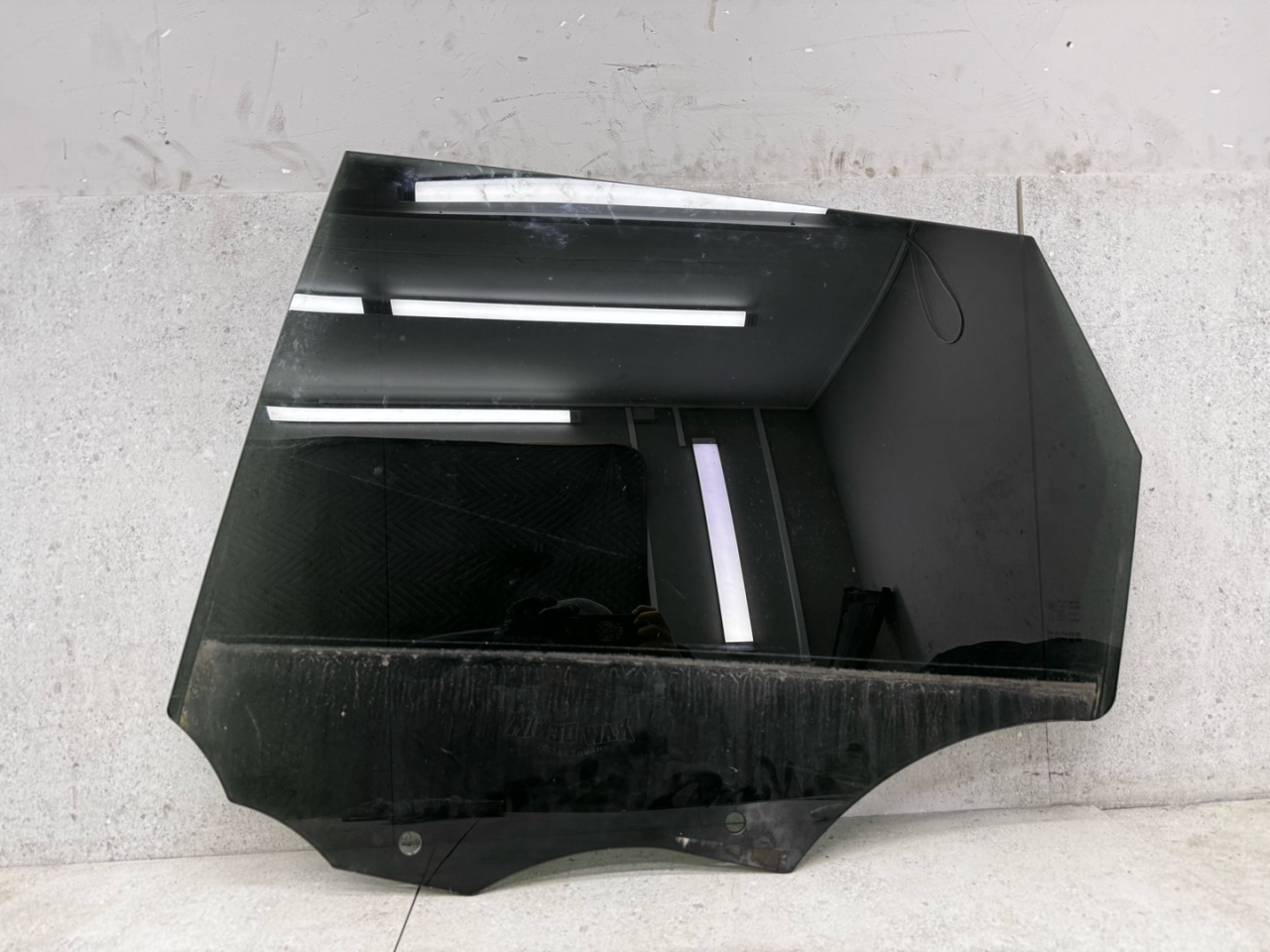 стекло двери задней левой Land Rover Range Rover Sport 2 поколение 2017, 43R001600 - фото №1