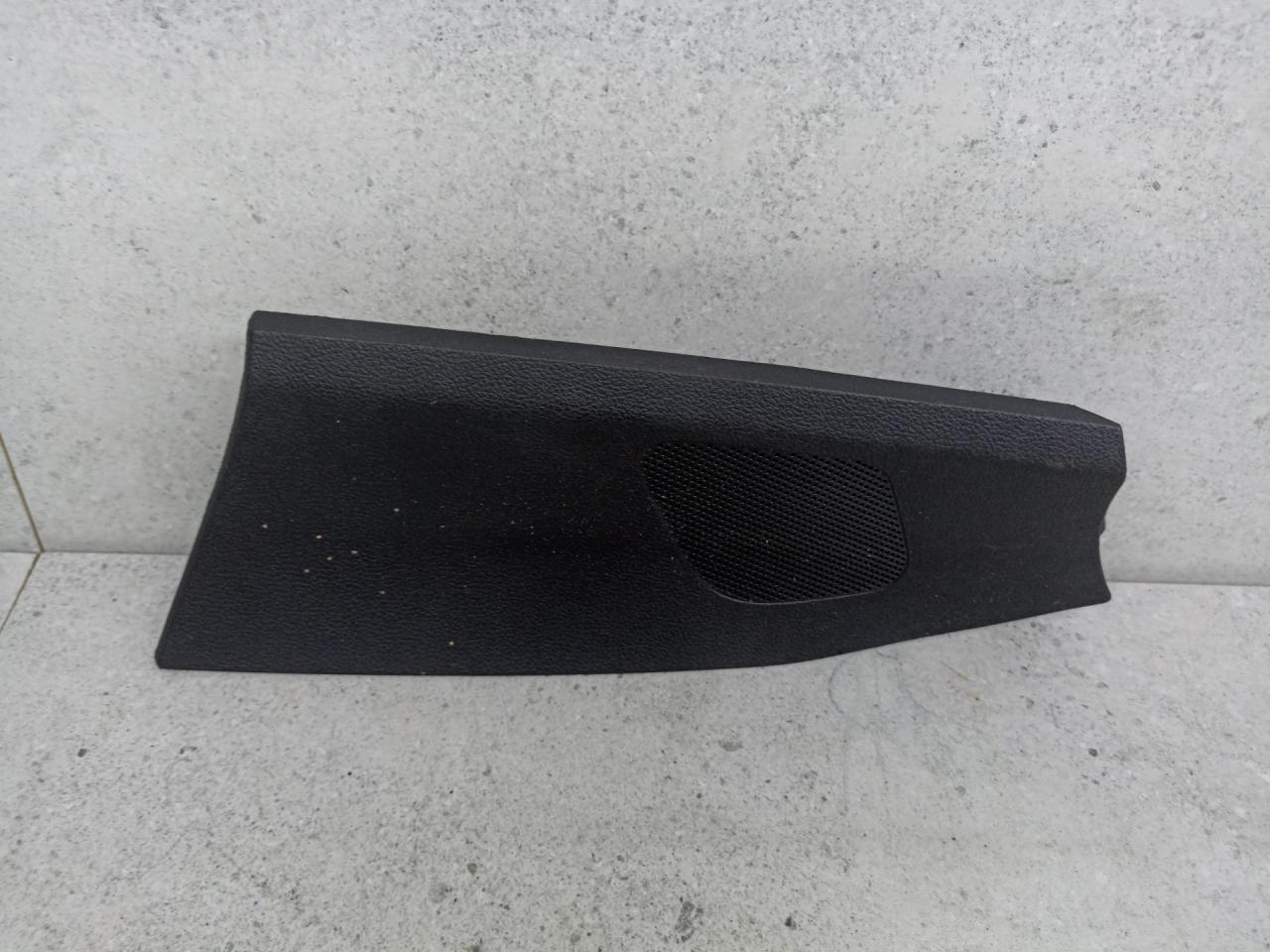 пластик Renault Scenic 4 поколение 2019, 682116132R - фото №1