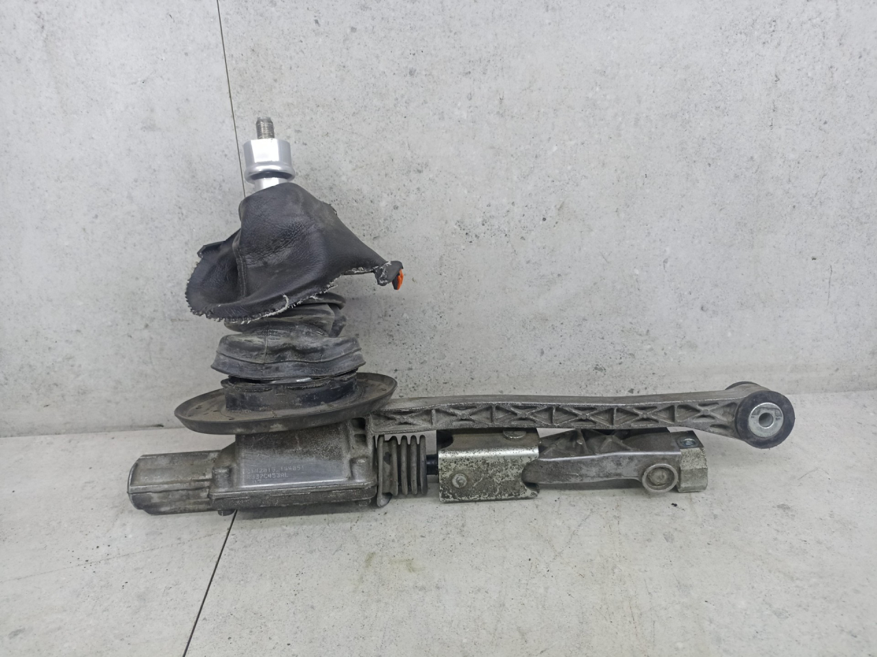 кулиса Ford Mustang 6 поколение S550 2015, FR337C453AL - фото №1