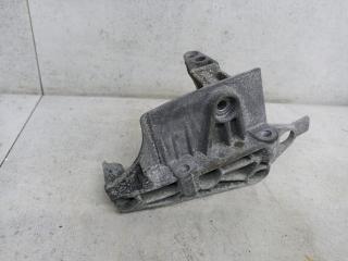 кронштейн двигателя Nissan Note E11 2006, 8200408663