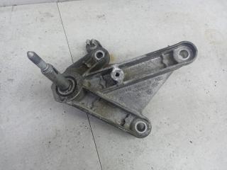 кронштейн двигателя Renault Duster 1 поколение 2011, 1.6 л., 8200605732