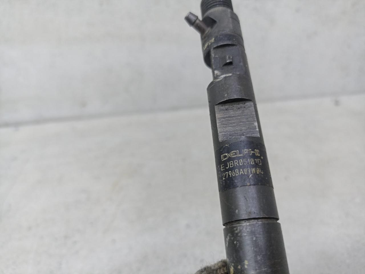 форсунка Renault Clio 3 поколение 2009, 1.5 л., H8200421897, 8200676774 - фото №1