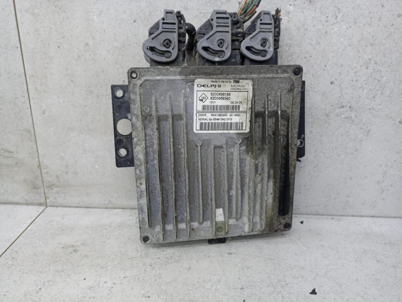 блок управления двигателем Renault Megane 2 поколение 2005, 1.5 л., 8200498188, 8200469340 - фото №1