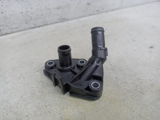 фланец (тройник) системы охлаждения Renault Megane 2 поколение [рестайлинг] 2008, 8200337841, 8200423361