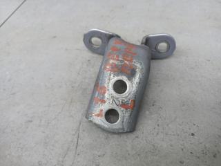 петля двери Toyota C-HR 1 поколение AX10 (2016 - 2019), 687200D050