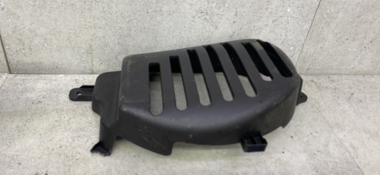 накладка (сетка) динамика Land Rover Range Rover 4 поколение (2012 - 2017), GK5218C979AB - фото №1