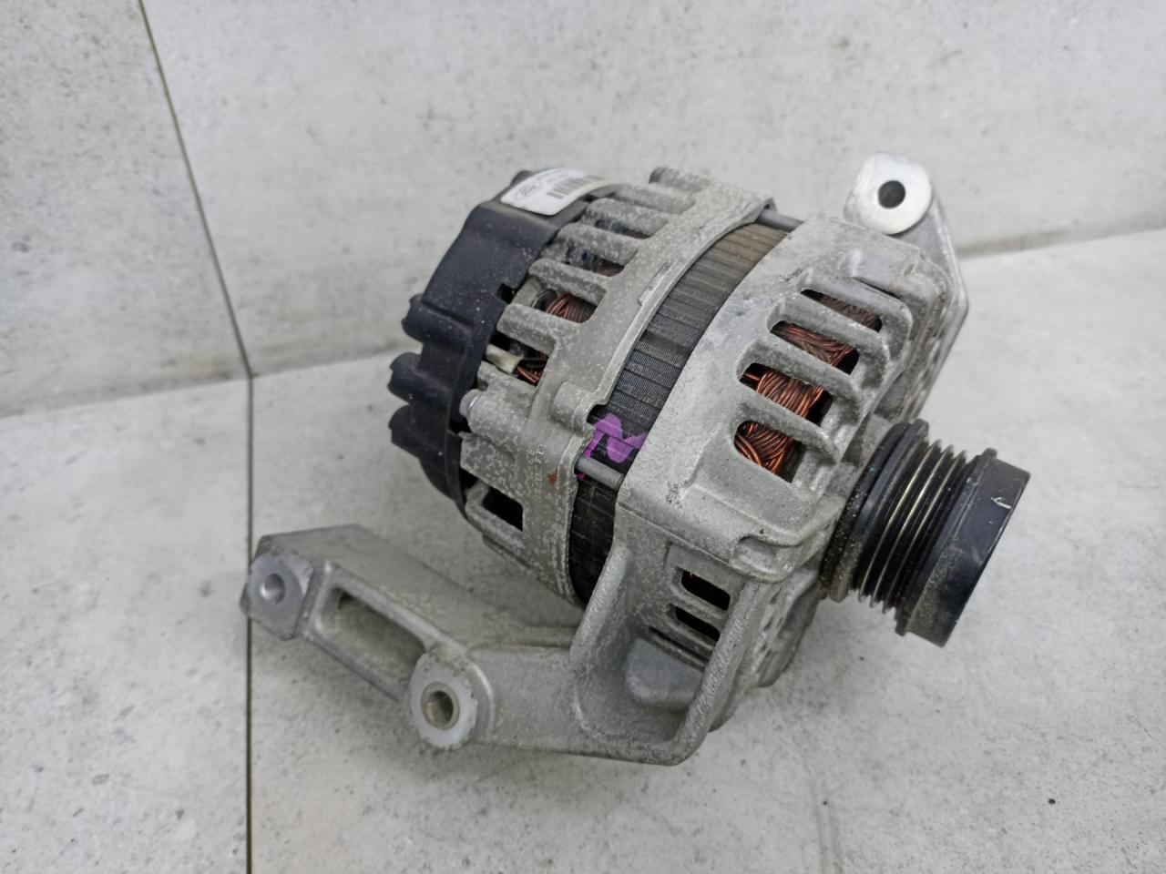 генератор Ford Focus 3 поколение 2015, BV6T10300EB - фото №1