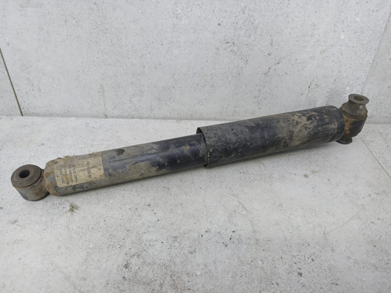 стойка задняя Ford Transit 8 поколение 2016, FK2118080AA - фото №1