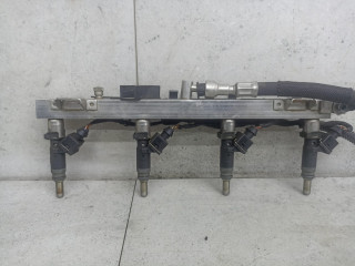 топливная рампа BMW 3 серия E90/E91/E92/E93 [рестайлинг] 2008, 7530420