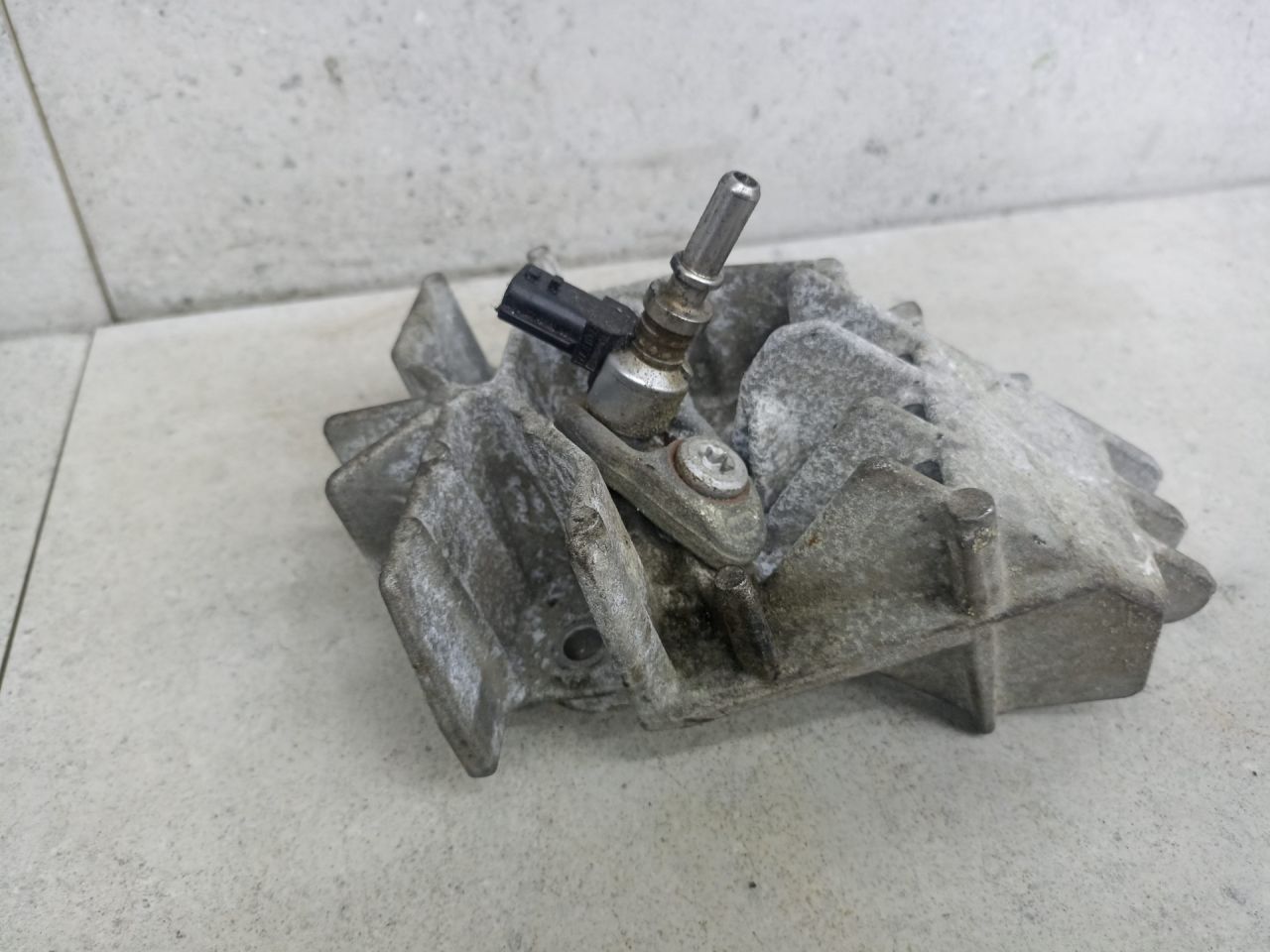 форсунка Renault Megane 3 поколение 2012, 8200769153, 8200771226 - фото №1