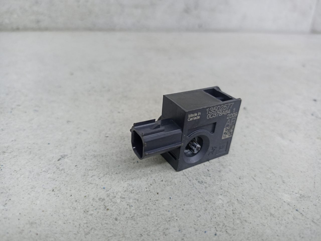 датчик удара Chevrolet Cruze 1 поколение 2011, 13501577 - фото №1