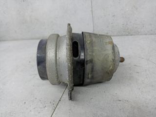 подушка крепления двигателя Volkswagen Touareg 1 поколение [рестайлинг] 2010, 7L6199131C