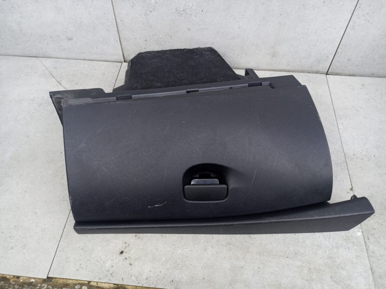 бардачок Renault Megane 3 поколение 2011, 681080020R - фото №1