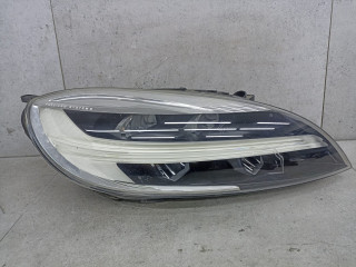 фара правая Volvo V40 2 поколение [рестайлинг] 2016, 31677025
