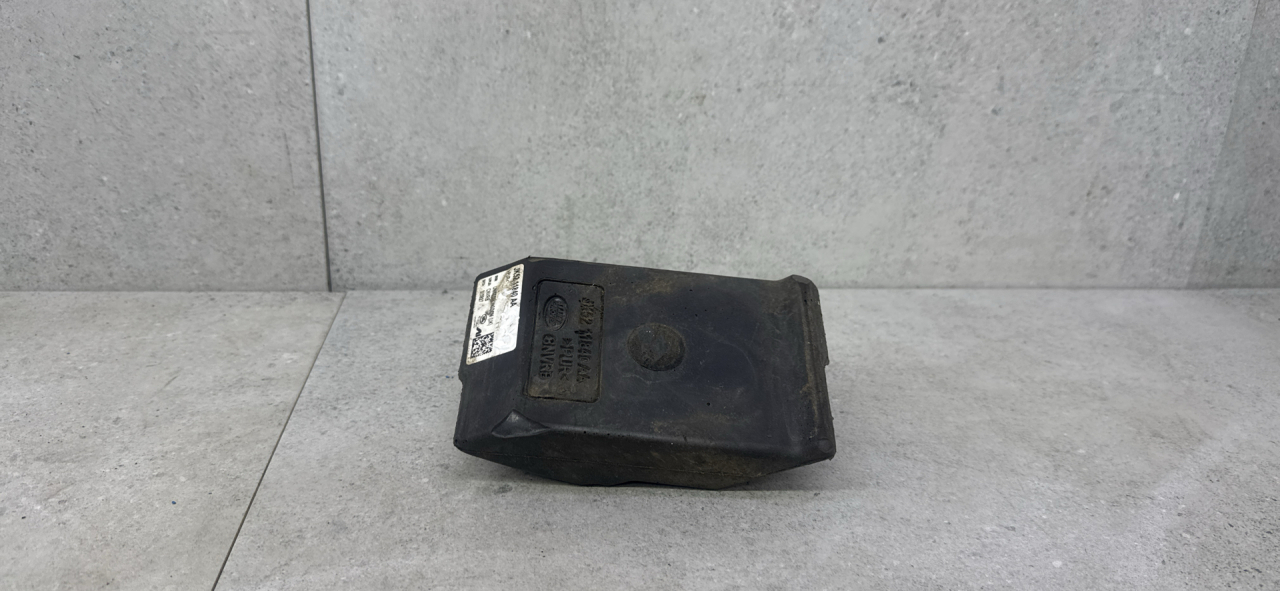 Изолятор моторного отделения Land Rover Range Rover 4 поколение (2012 - 2017), JK5211840AA - фото №1