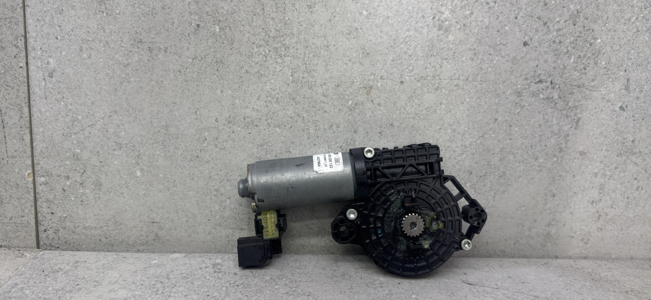 двигатель электролюка Mercedes-Benz GLC Coupe C253 (2016 - 2019), 0390200122 - фото №1