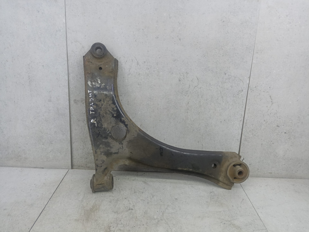 рычаг передний правый Ford Transit 8 поколение 2018, BK213A052A, 1877332 - фото №1