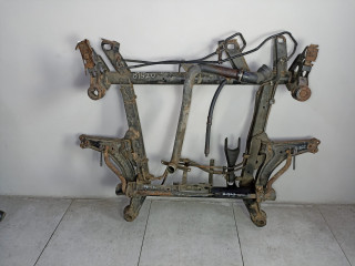 балка подвески передняя (подрамник) Mercedes-Benz Vito W638 2002, A6383103110