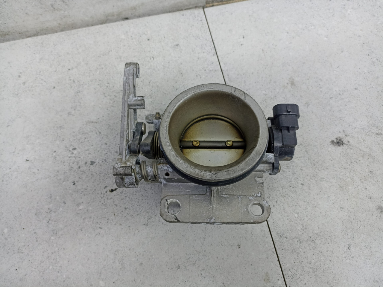 заслонка дроссельная Lada Largus 1 поколение 2015, 7700875435 - фото №1