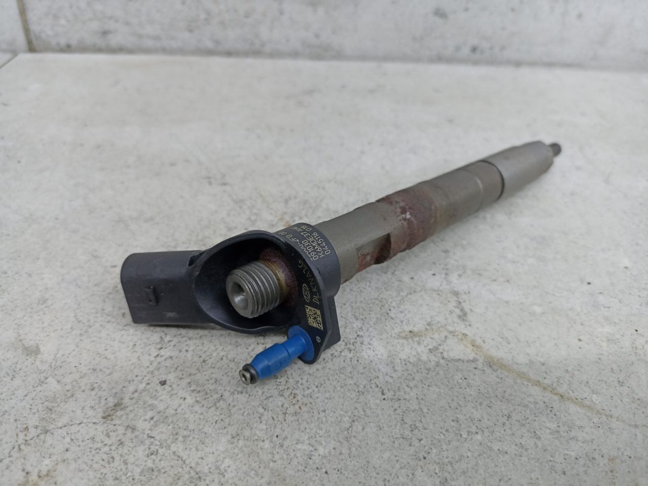 форсунка Kia Sorento 2 поколение 2012, 2.2 л., D4HB, дизель, 338002F000 - фото №1