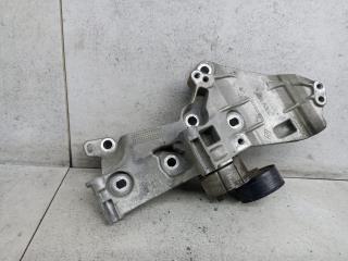кронштейн генератора Renault Megane 2 поколение [рестайлинг] (2006 - 2012), 8200669495