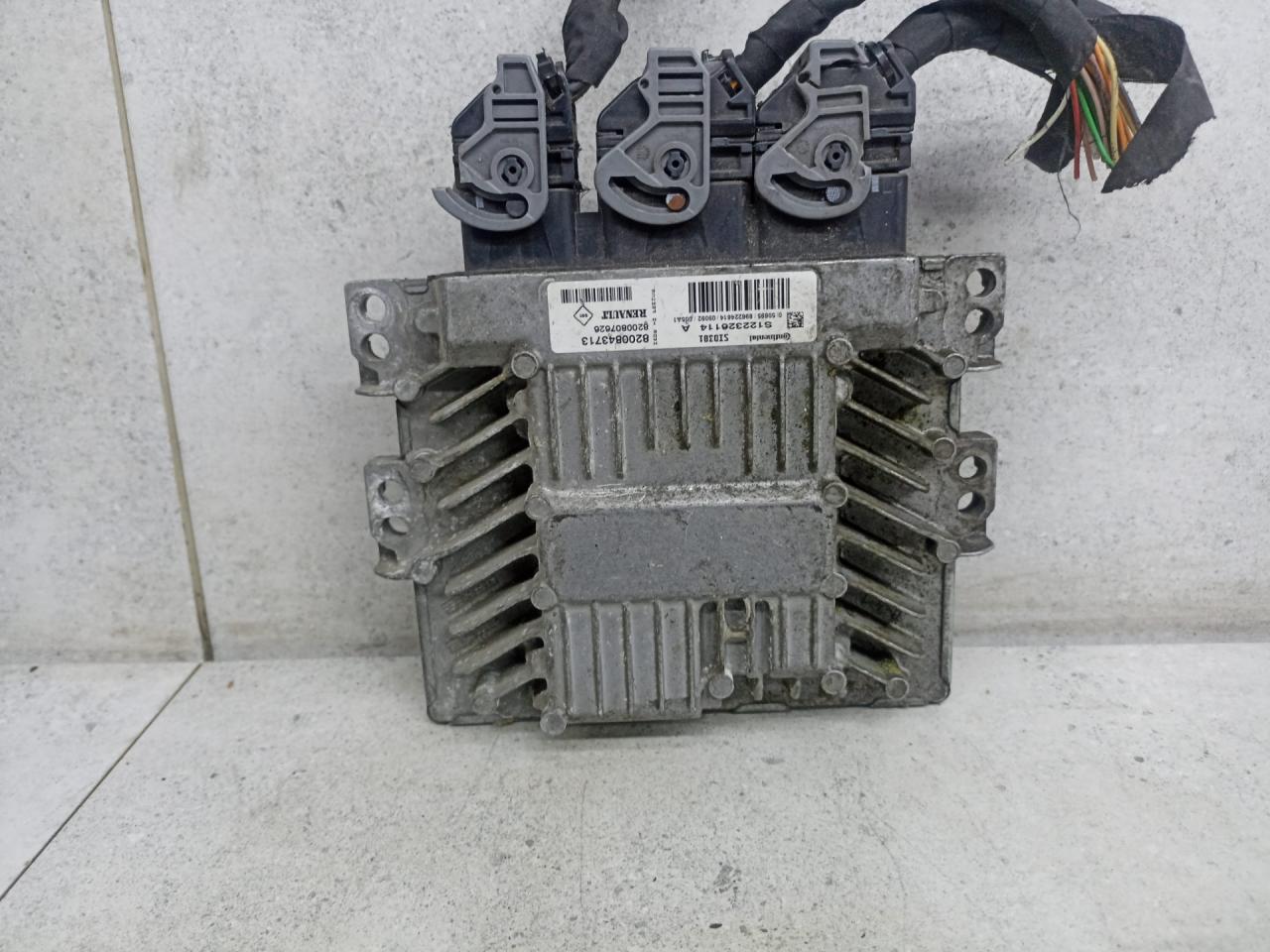 блок управления двигателем Renault Megane 2 поколение (2002 - 2006), 8200843713, 8200807626 - фото №1