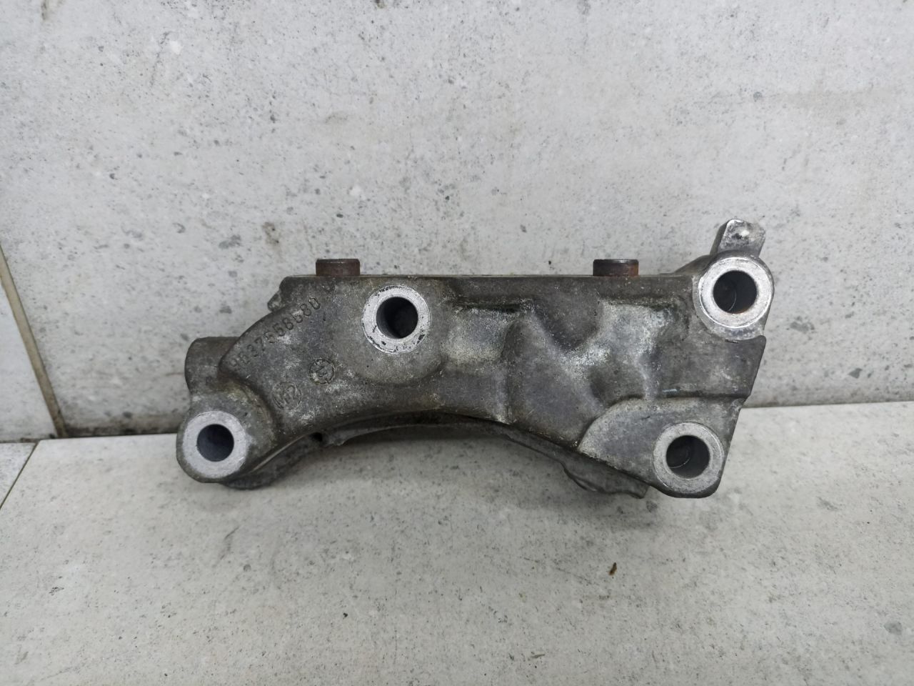 кронштейн двигателя Peugeot 207 1 поколение 2009, 9637558580 - фото №1