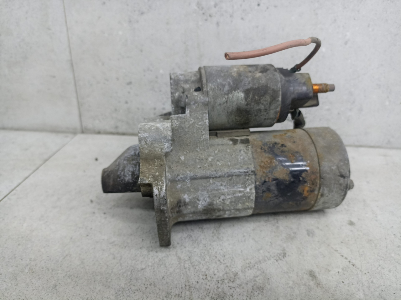 стартер Renault Logan 1 поколение 2008, 1.5 л., 8200584675 - фото №1