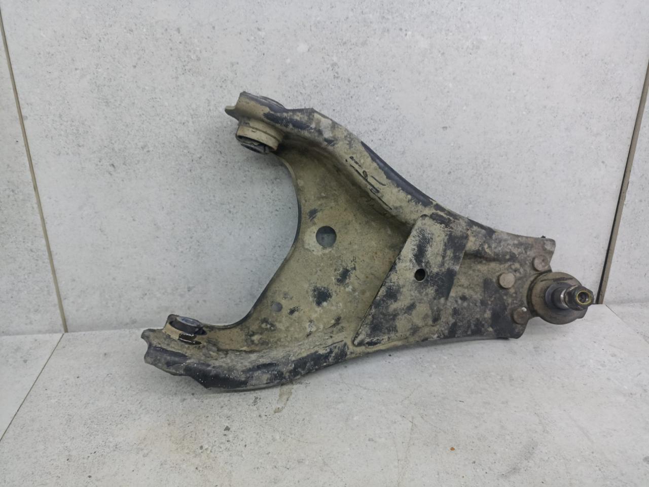 рычаг передний правый Renault Duster 1 поколение 2013, 545001225R, 263601A - фото №1