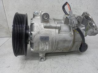 компрессор кондиционера Renault Megane 3 поколение 2012, 8200939386