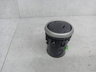 дефлектор обдува салона Nissan Qashqai 1 поколение (2006 - 2010), 68760JD10A