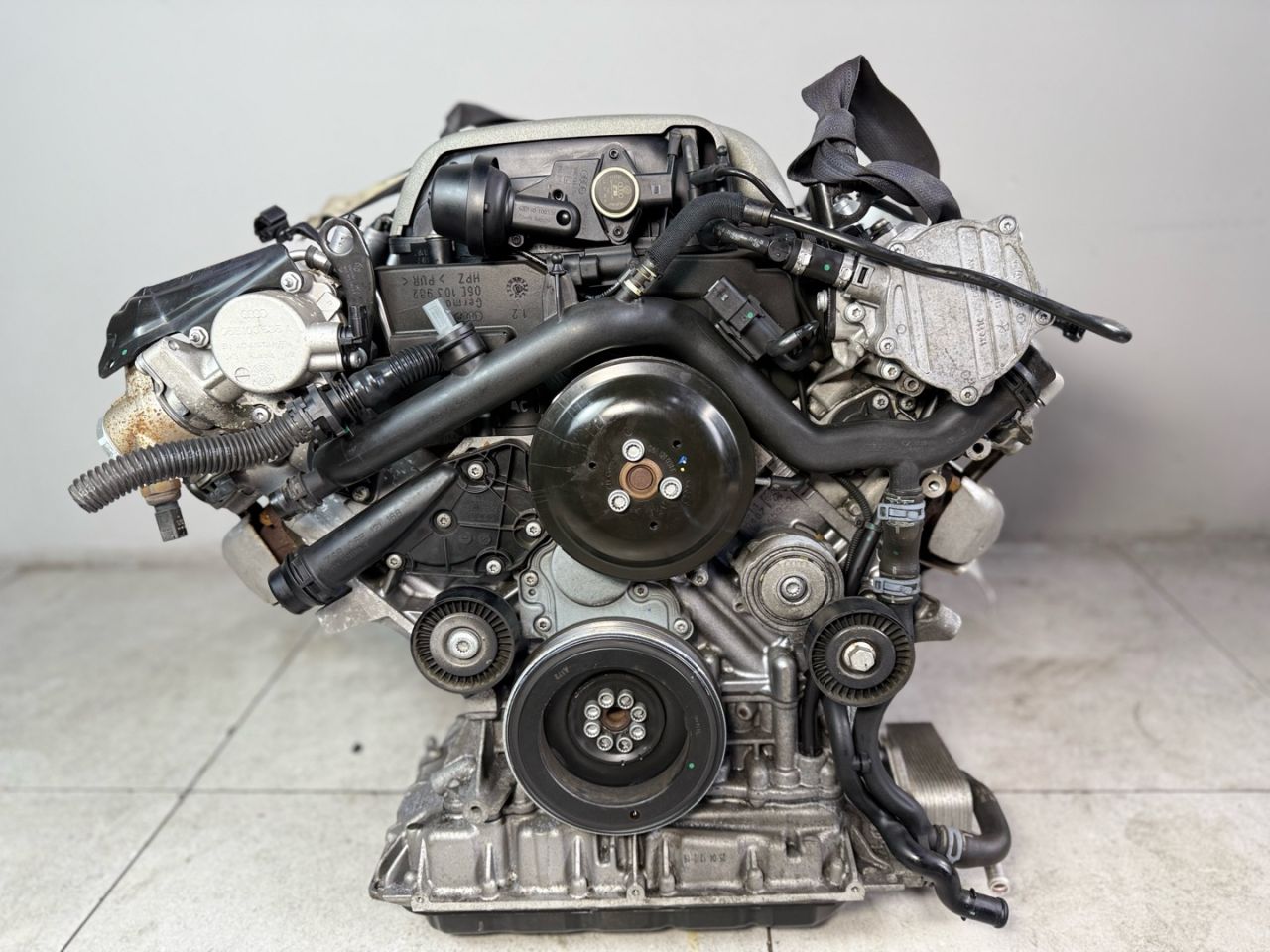 двигатель Audi A6 4G/C7 2013, 2.8 л., CHVA, бензин, CHV, CHVA - фото №1