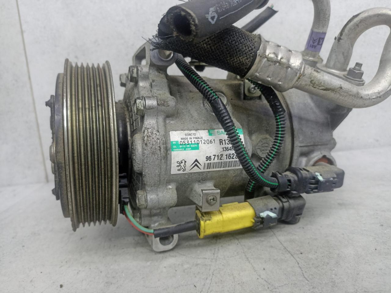 компрессор кондиционера Citroen C4 2 поколение 2011, 9671216280, SD6CBCF - фото №1