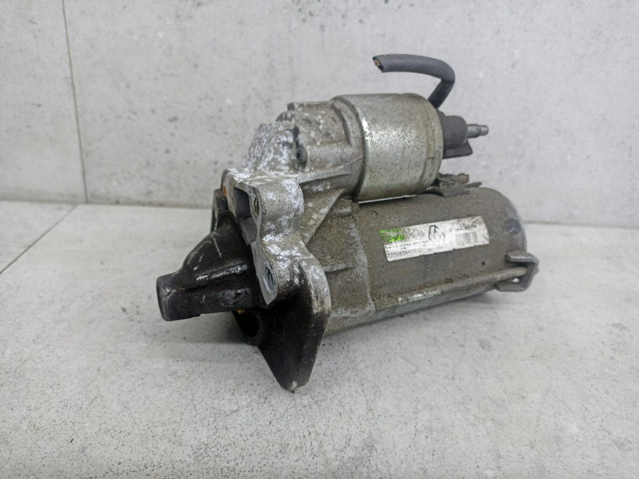 стартер Renault Megane 3 поколение 2012, 233003329R, 8200836473 - фото №1