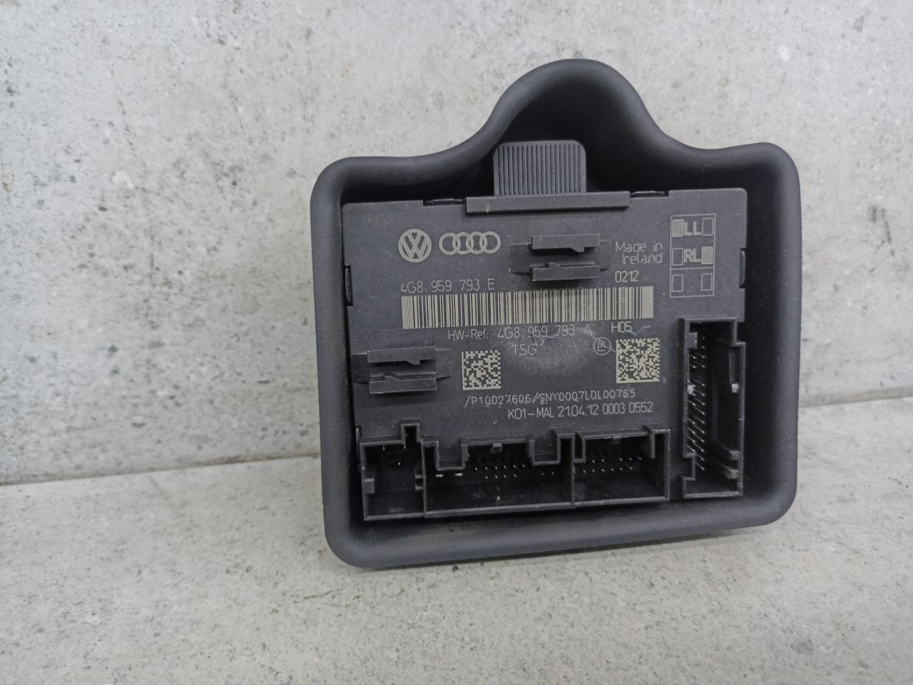 модуль управления двери Audi A6 4G/C7 2012, 4G8959793E - фото №1