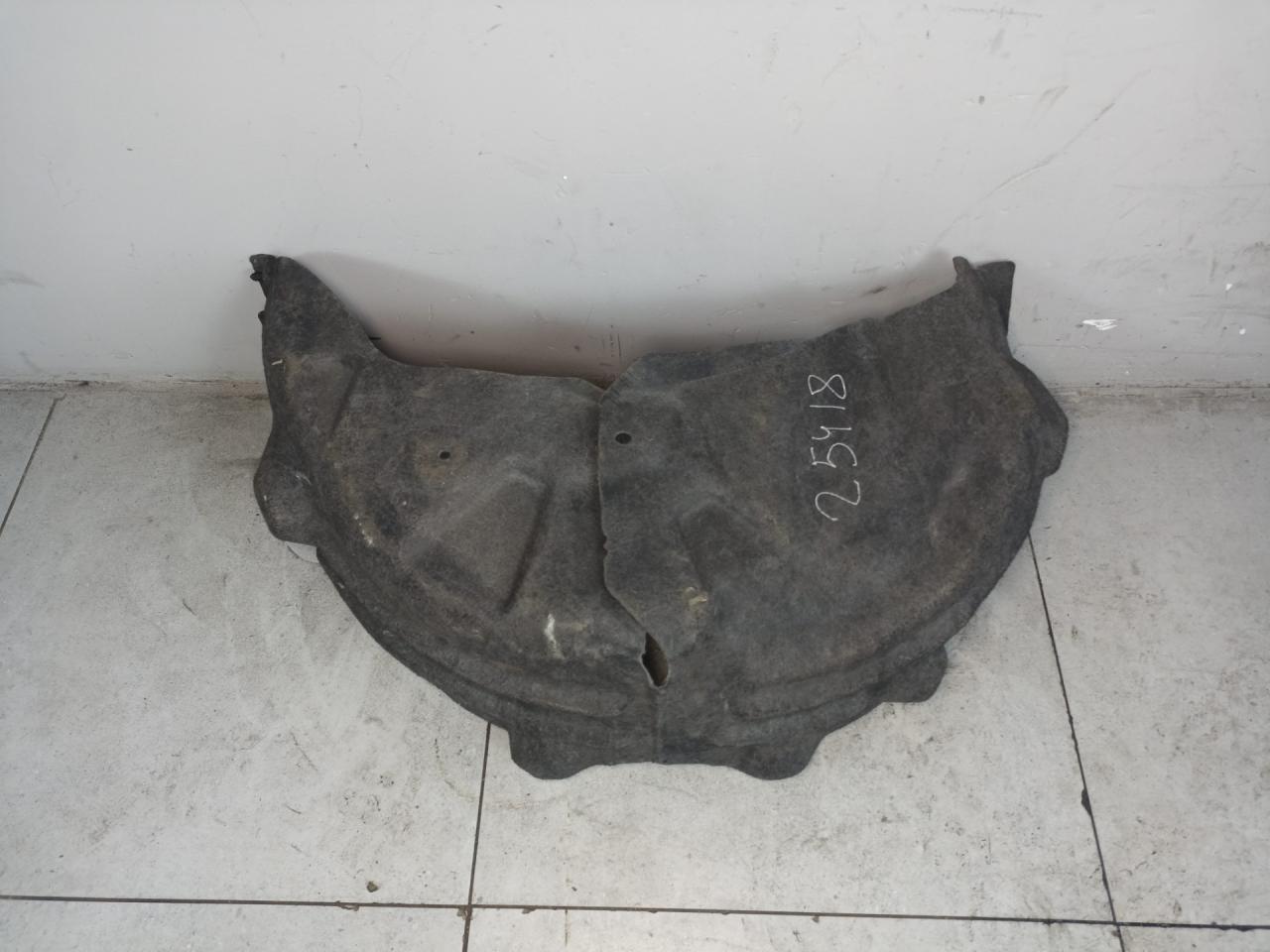 защита арок задняя правая (подкрылок) Renault Megane 4 поколение (2016 - 2020), 767481414R - фото №1