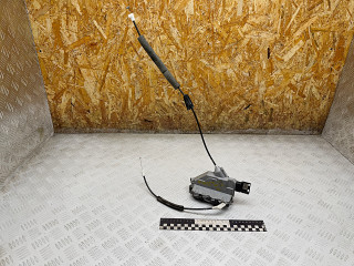 замок двери задней правой Citroen C5 2 поколение 2013, 2.0 л., RHH (DW10CTED4), дизель, МКПП, универсал, PSA006186, INPA04990