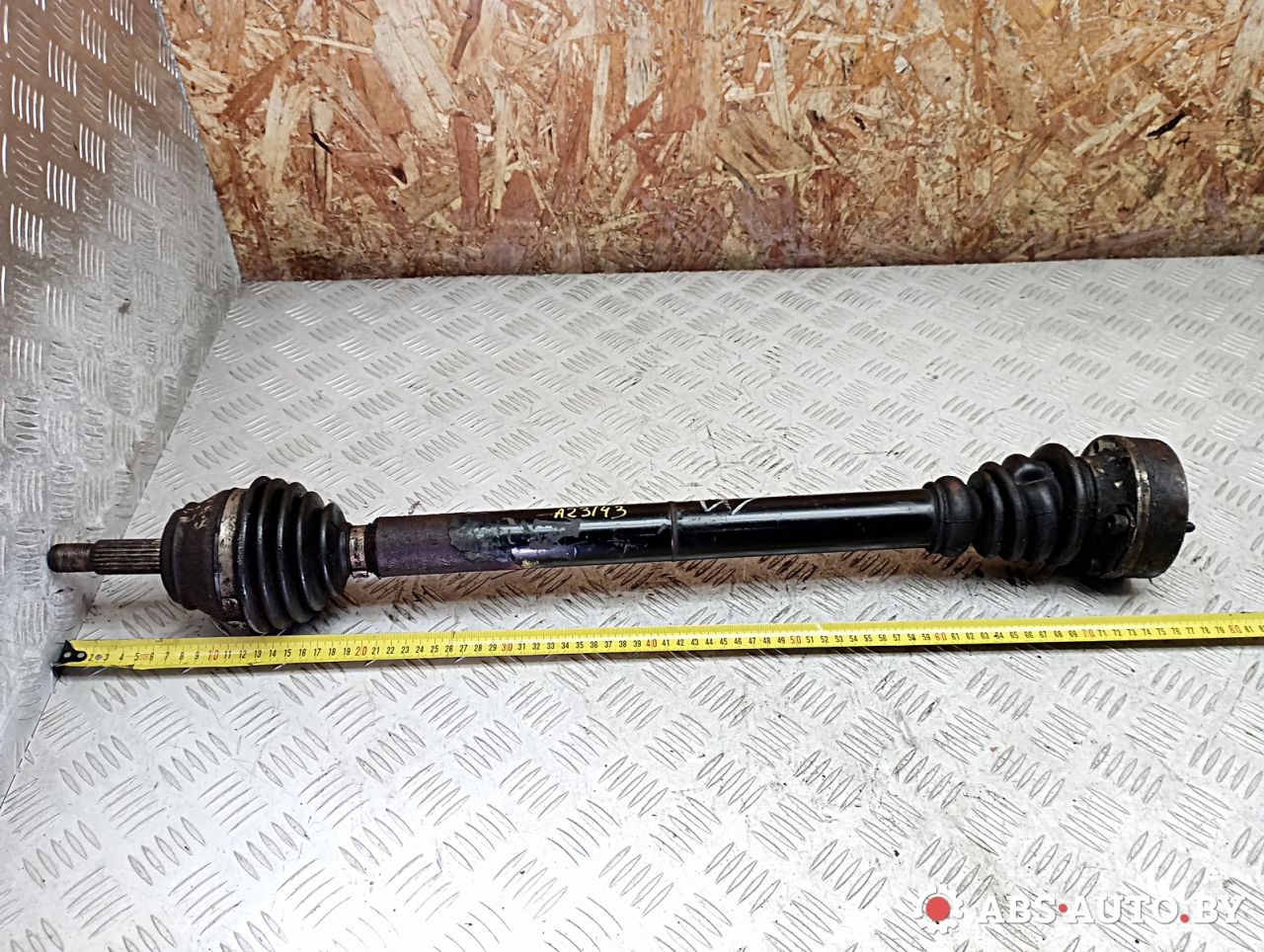 полуось передняя правая (приводной вал, ШРУС) Volkswagen Golf 3 поколение 1997, 1.9 л., дизель, 1H0407272Q, 1H0407272QV, 1H0407272QX, 1H0407272, 1H0407272AD, 1H0407272AB, 1H0407450X, 1H0407450DX - фото №1