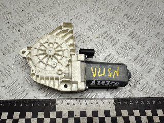 моторчик стеклоподъемника передний левый Mercedes-Benz B-Класс W245 2006, 1.5 л., M 266.920, бензин, МКПП, правый руль, A1698204142, 996138102, 7746013002