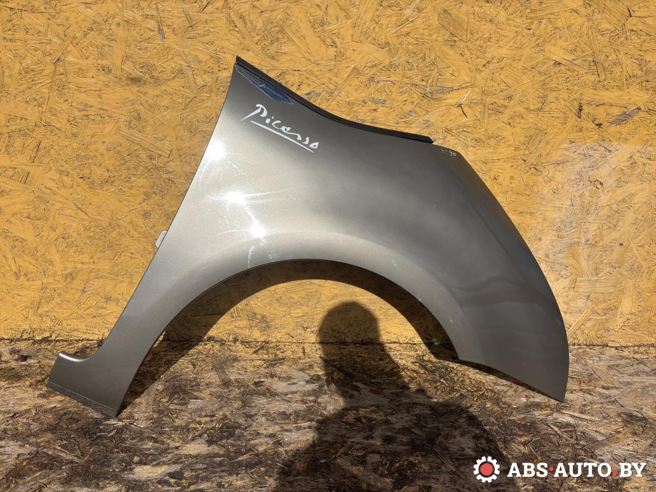 крыло переднее правое Citroen C4 Picasso 1 поколение 2011, 1.6 л., 9HR (DV6C), дизель, МКПП, правый руль - фото №1