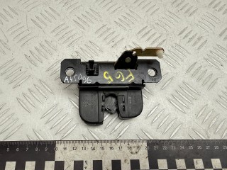 замок багажника Volkswagen Touareg 1 поколение 2006, 3.0 л., BKS, дизель, АКПП, внедорожник 5 дв., полный привод, 7L6827505