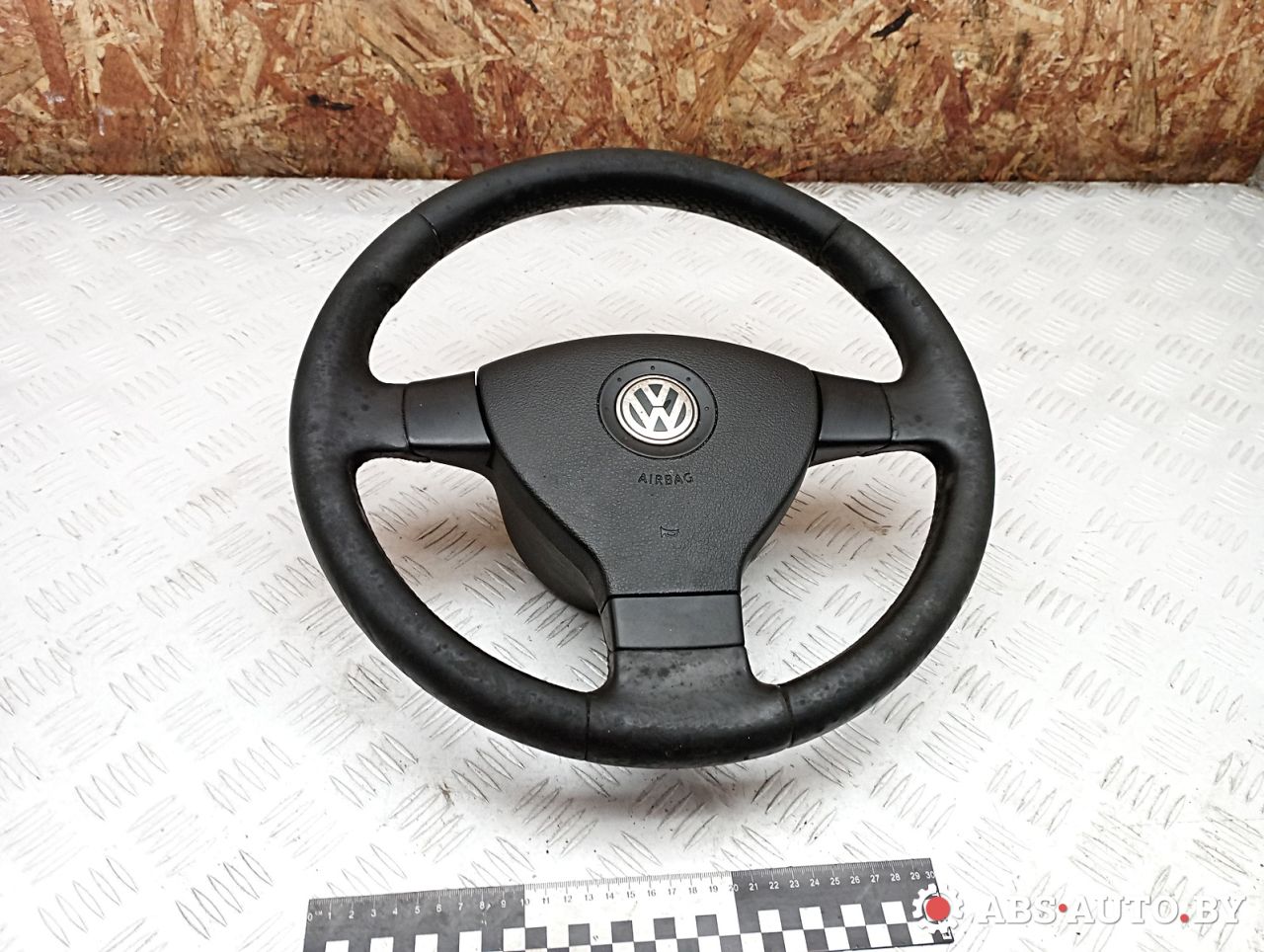руль Volkswagen Passat B6 2007, 2.0 л., дизель, АКПП, универсал - фото №1