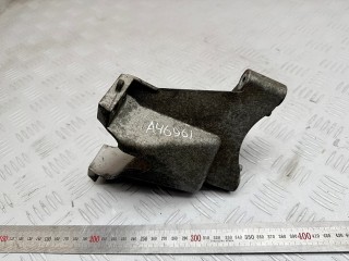 кронштейн топливного фильтра Peugeot 206 1 поколение [рестайлинг] 2003, 2.0 л., дизель, МКПП, 9638770480