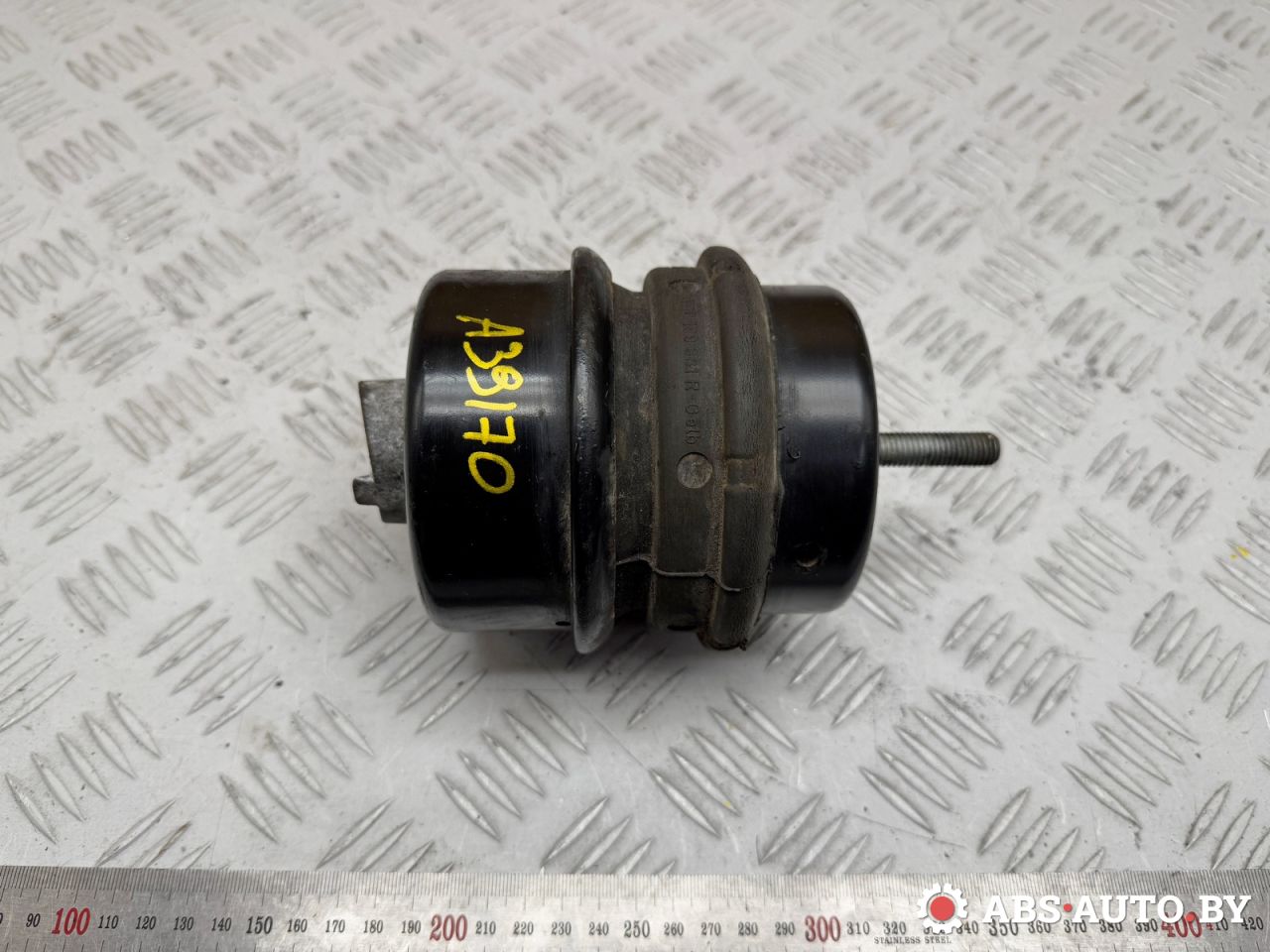 подушка крепления двигателя Volkswagen Phaeton 1 поколение 2006, 3.2 л., бензин, АКПП, 3D0199381R - фото №1